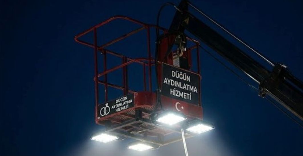 Çerkezköy Sepetli Platform Vinç Düğün Aydınlatma Hizmeti